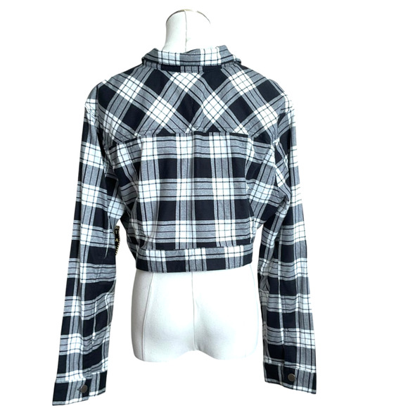 NWT Taxi Jacket Womens XL Black White Plaid Cropped Long Sleeve Flannel - Picture 2 of 9